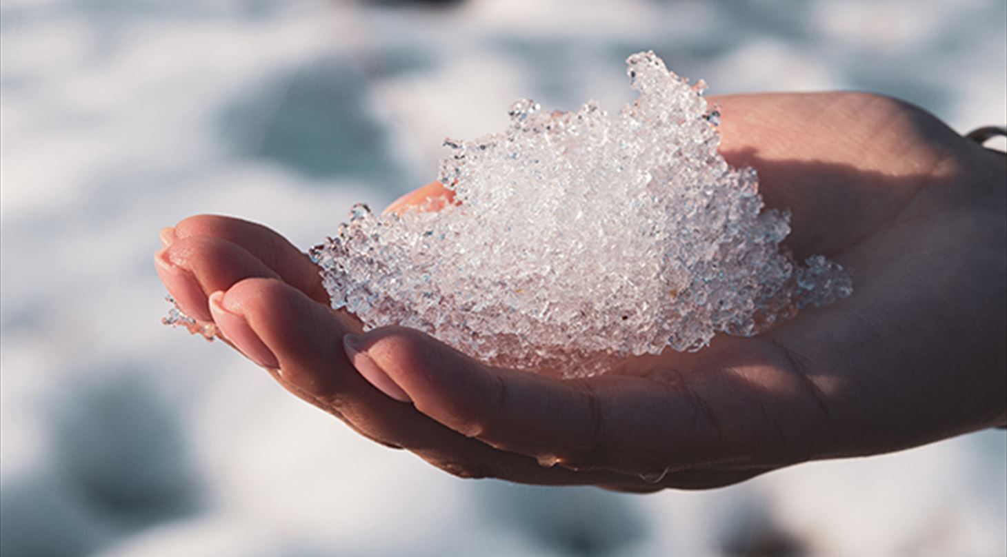 Ice in hand